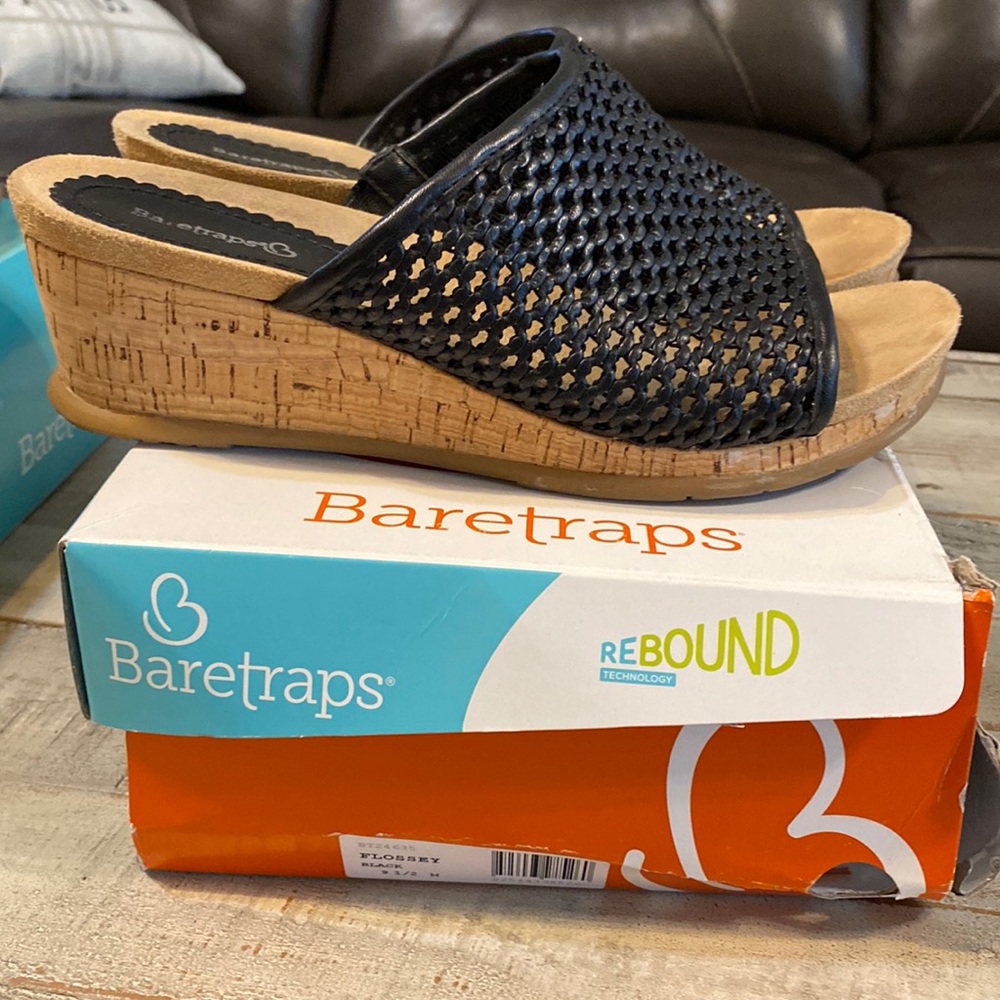 BareTraps sandals